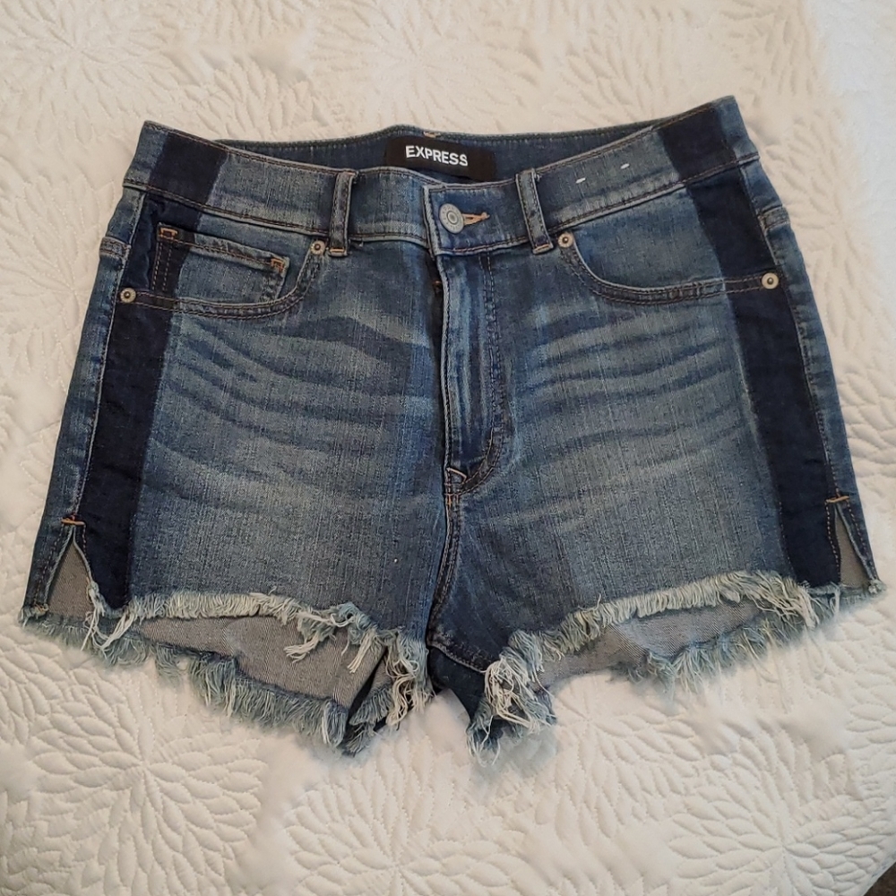 Express 2 tone denim shorts